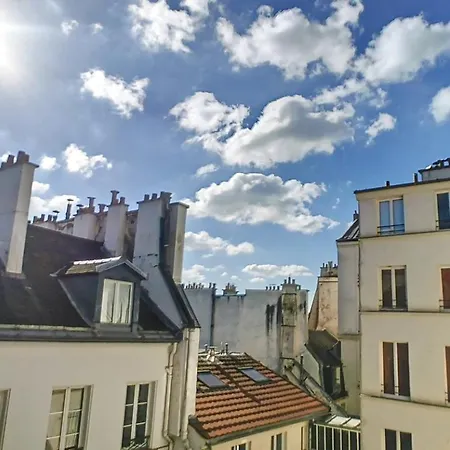 Apartment Chic A La Parisienne, - Marais *